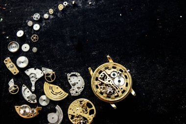 The process of repair of mechanical watches