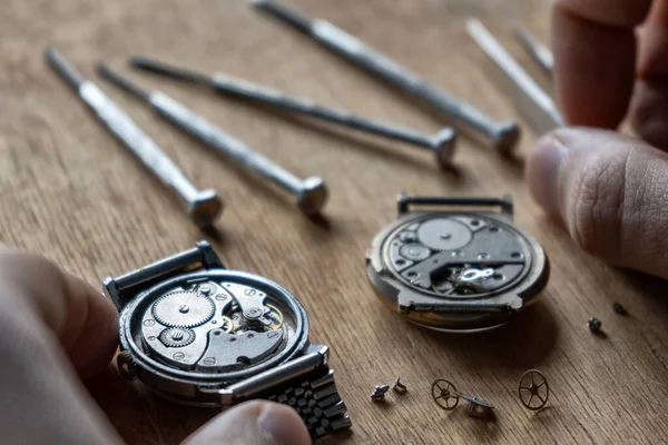 Atelier Horloger Réparation Montres Mécaniques — Photo