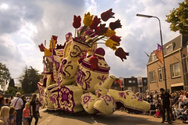 Zundert, Hollanda, 03 Eylül 2017. Zundert 'ta Çiçek Geçidi.