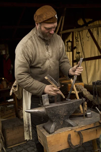 Esslingen Am Neckar. Almanya. 03 Aralık 2017. Noel pazarı.