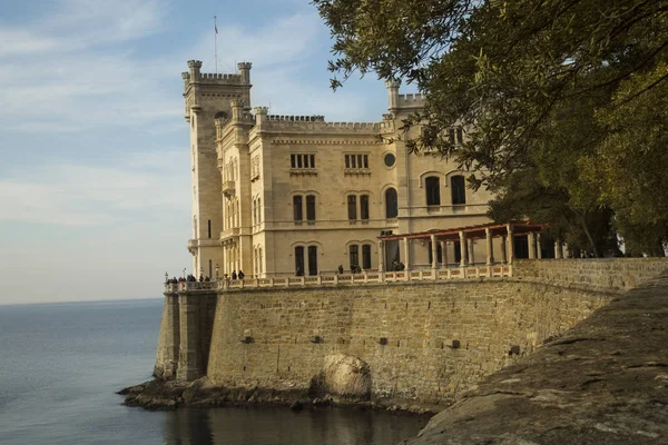 Trieste Itália Dezembro 2017 Vista Castelo Miramare Castello Miramare Itália — Fotografia de Stock