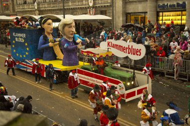 Köln, Almanya, 12 Şubat 2018. Geleneksel karnaval geçit karnaval maskesi.