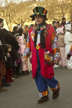 Stuttgart, Almanya, 13 Şubat 2018. Şehir merkezinde karnaval geçit töreni.