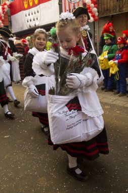 Köln, Almanya, 12 Şubat 2018. Geleneksel karnaval geçit karnaval maskesi.