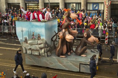 Köln, Almanya, 12 Şubat 2018. Geleneksel karnaval geçit karnaval maskesi.