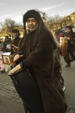 Stuttgart, Almanya, 09 Şubat 2018. Şehir merkezinde karnaval geçit töreni.