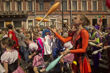 Saint-Petersburg, Rusya. 27 Mayıs 2018. St. Petersburg'da Şehir Günü, Rusya. Nevsky Prospect boyunca Kostüm geçit töreni.