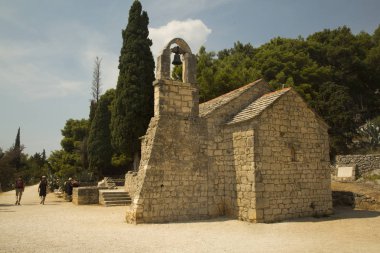 Split, Hırvatistan. 16 Ağustos 2018. Dağ Marjan, Split, Dalmatia, Hırvatistan St Nicholas Kilisesi.