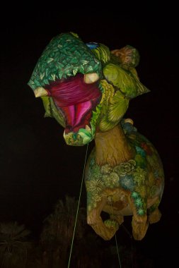 Güzel, FRANCE, 23 Şubat 2019. Nice, Fransa 'daki geleneksel karnaval maskeleri geçit töreni..