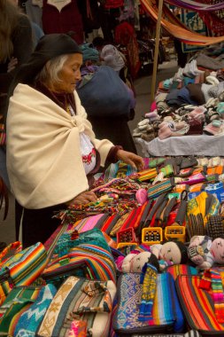 OTAVALO, Ekvador, 22 Haziran 2019. Hindistan 'ın Ekvador' daki Otavalo pazarı.