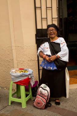 OTAVALO, Ekvador, 22 Haziran 2019. Hindistan 'ın Ekvador' daki Otavalo pazarı.