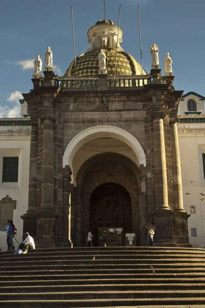 Entrada Catedral Metropolitana Piazza Grande Quito Ecuador — Foto de Stock
