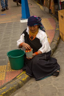 OTAVALO, Ekvador, 22 Haziran 2019. Hindistan 'ın Ekvador' daki Otavalo pazarı.