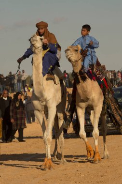 DOUZ, TUNISIA. 21 Aralık 2018 'de. Douz, Tunus 'ta Sahra Festivali.