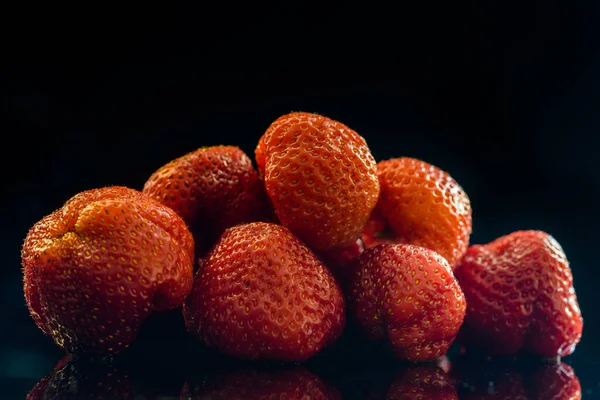 Strawberries Dark Background Close — Stock Photo, Image