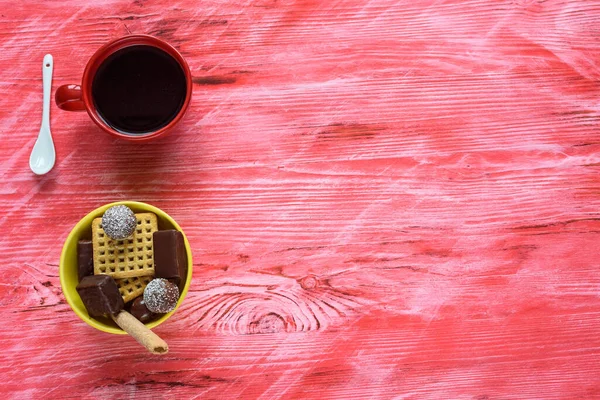 Yellow Tareka Cookies Chocolates Red Wooden Background Next Coffee Mug — Stock Photo, Image