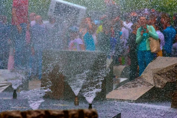 Una Goccia Acqua Una Fontana — Foto Stock