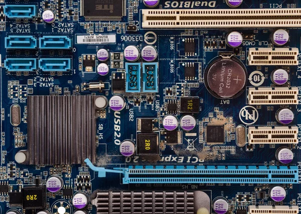 Bilgisayar ana kartının yakın görüntüsü 