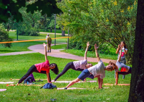 Zajęcia Parku Sportem Orientacyjne Zajęcie Fitness — Zdjęcie stockowe