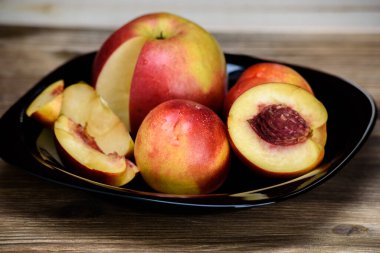 Tabaktaki nektarin görüntüsü