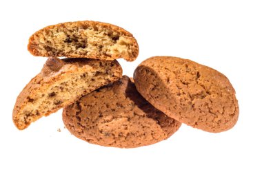 Beyaz arkaplanda yulaf ezmesi kurabiyeleri izole