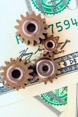 Dolar banknotları üzerinde metal vitesler
