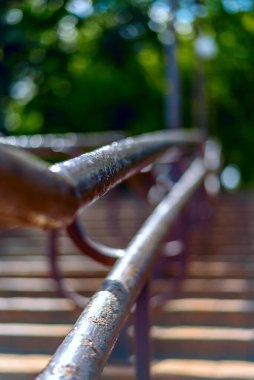 Parktaki merdivenler.