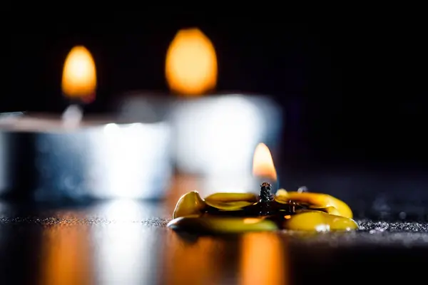 Svíčky Tmavém Pozadí — Stock fotografie