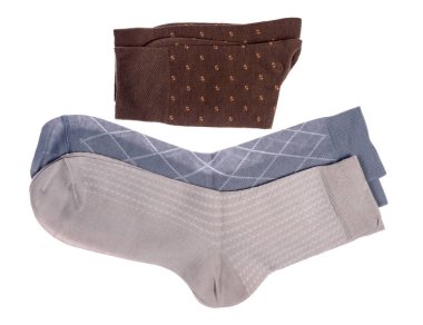 Beyaz arkaplanda yalıtılmış erkek çorapları