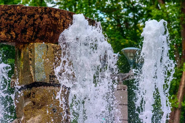 Una Goccia Acqua Una Fontana — Foto Stock