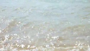 Denizde el sal, okyanus. Beach.