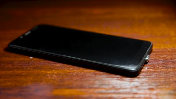 Connectez le câble magnétique à votre téléphone. Overfly Magnetic Micro USB Cable Chargeur rapide Câbles pour Android Xiaomi Sumsung Micro USB Mobile Phone Date Cable Full HD 