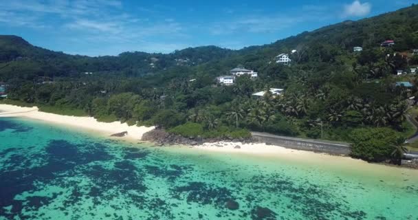 Filmagem Aérea Ilha Paradise Mahe Coração Oceano Índico Seychelles — Vídeo de Stock