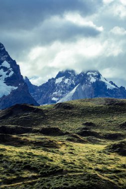 Torres del Paine Ulusal Parkı, Patagonya, Şili 'deki Dağlara İnanılmaz Manzara