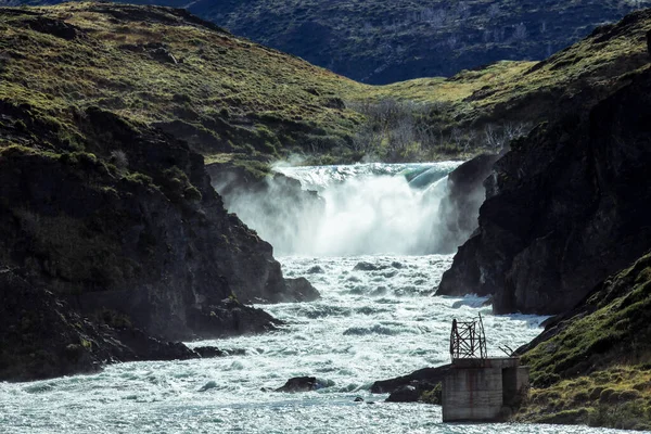Szép Kilátás Mirador Vízesésre Torres Del Paine Nemzeti Parkban Patagónia — Stock Fotó