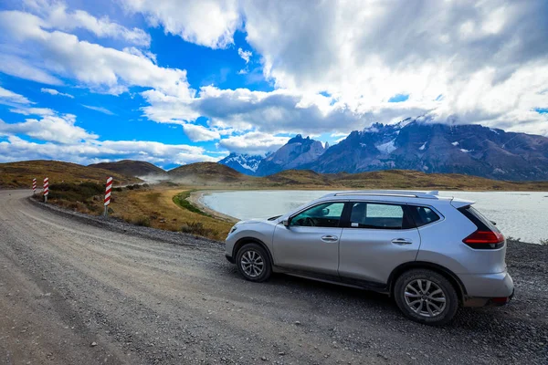 Beyaz Araba Torres Del Paine Ulusal Parkı, Şili 'de
