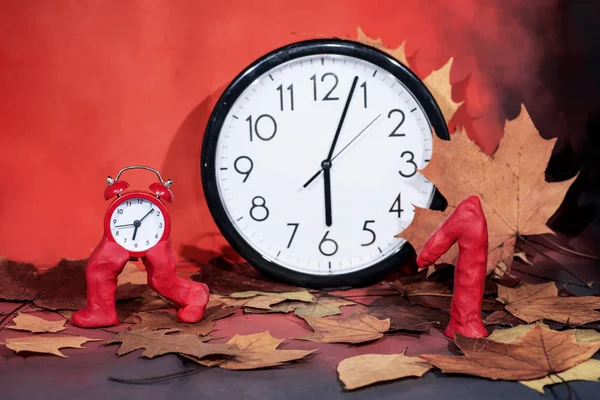 Daylight Saving Time Wall Clock Going Winter Time Autumn Abstraction — Stock Photo, Image
