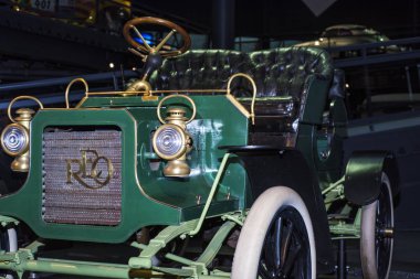 Retro otomobil koleksiyonu. Riga motor Müzesi. Mayıs, 2019. Riga, Letonya