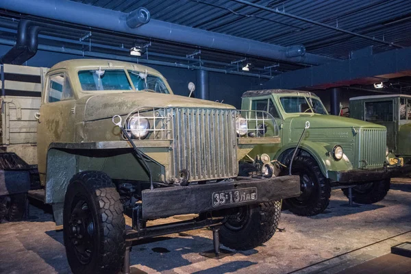 Collection de voitures automobiles rétro. Musée du moteur de Riga. Mai 2019. Riga, Lettonie — Photo