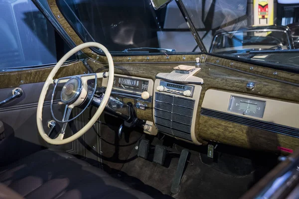 Retro-Automobile Sammlung. riga motormuseum. Mai 2019. riga, Lettland — Stockfoto