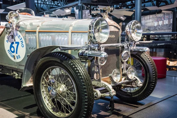 Collection de voitures automobiles rétro. Musée du moteur de Riga. Mai 2019. Riga, Lettonie — Photo