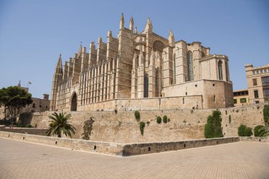 Palma De Mallorca, Balear Adaları, İspanya - 12 Ağustos 2019: Palma Aziz Mary Katedrali