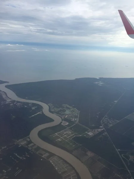 Tampilan Luar Dari Jendela Pesawat — Stok Foto