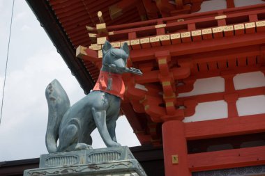 Fushimi Inari Tapınak, Kyoto Japonya Fox heykeli.