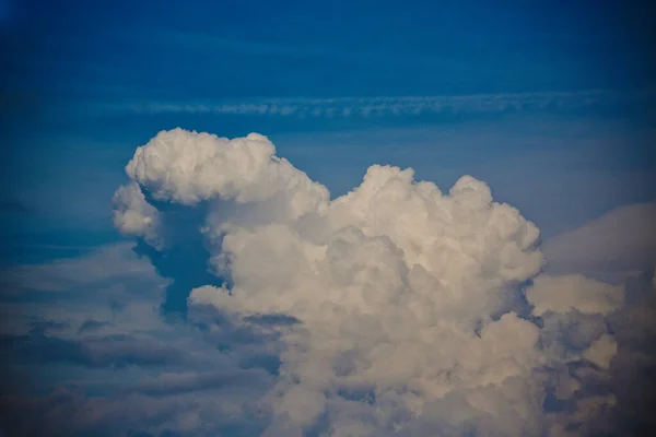 Nuages Bleus Rapprochés — Photo