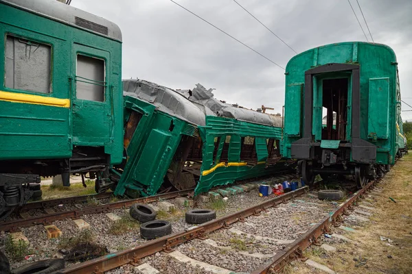 Broken train for training at the training ground of the Noginsk Rescue Center. Town of Noginsk, Moscow region, Russia — Stock Photo, Image