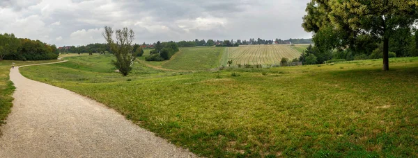 Panoramic view of the park Loewygrube. Vienna, Austria, Europe. — Stock Photo, Image