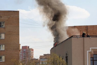 Dyushes restoranında yangın. Balashikha Şehri, Moskova bölgesi, Rusya Federasyonu.