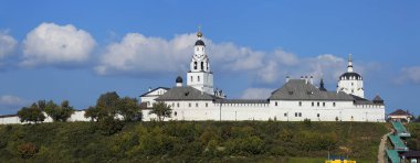 16. yüzyıl Varsayım erkek manastırının panoramik görünümü. Sviyazhsk kasabası, Tataristan Cumhuriyeti, Rusya Federasyonu.