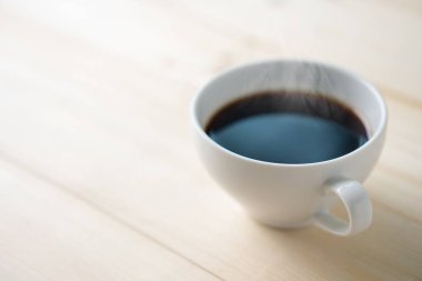 Ahşap Resepsiyon kavramı üzerinde kahve fincanı 